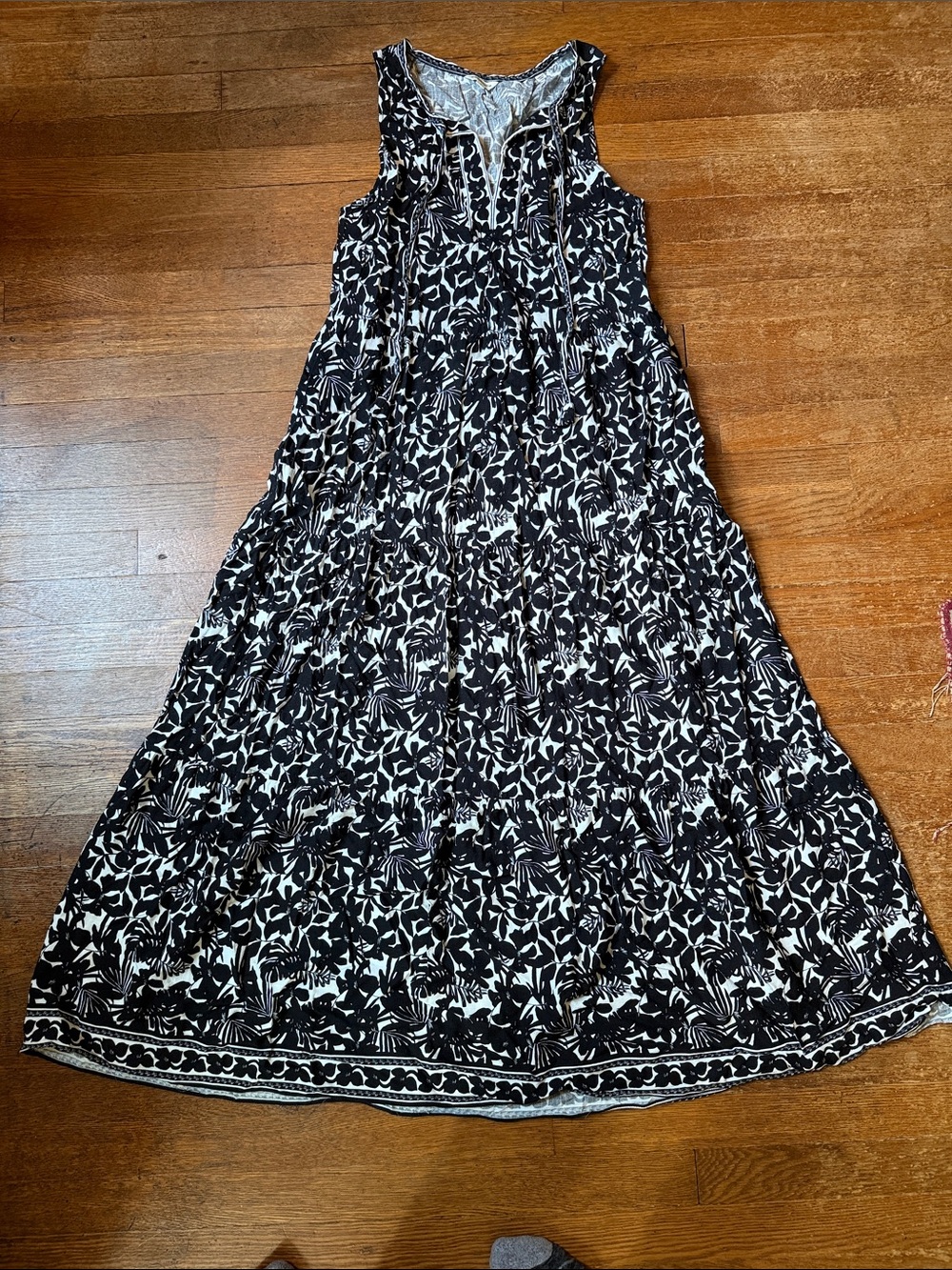Max Studio Black and White Floral Tiered Maxi Dress
